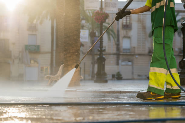 Best Sign and Awning Cleaning  in Groveland, FL