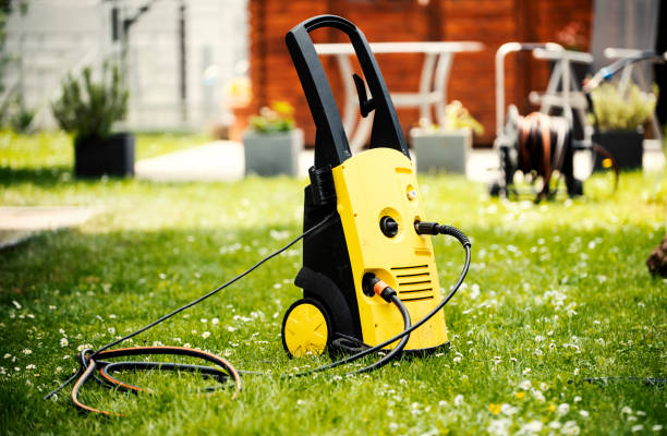 Best Fence Cleaning  in Groveland, FL
